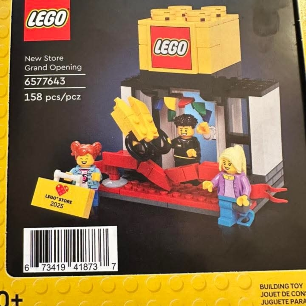 LEGO New Store Grand Opening Set